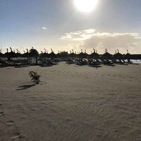 Διαμέρισμα Las Americas *